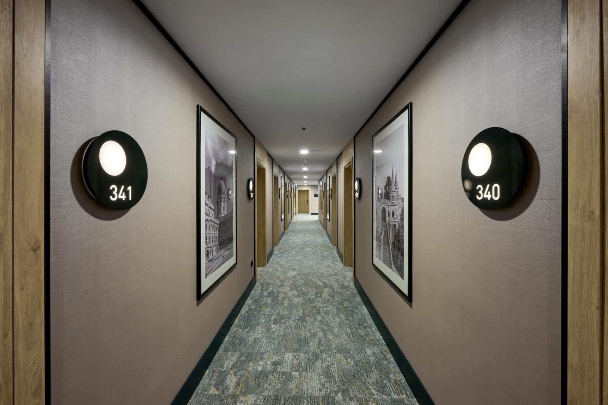 Radisson Hotel Budapest Budapart Esterno foto
